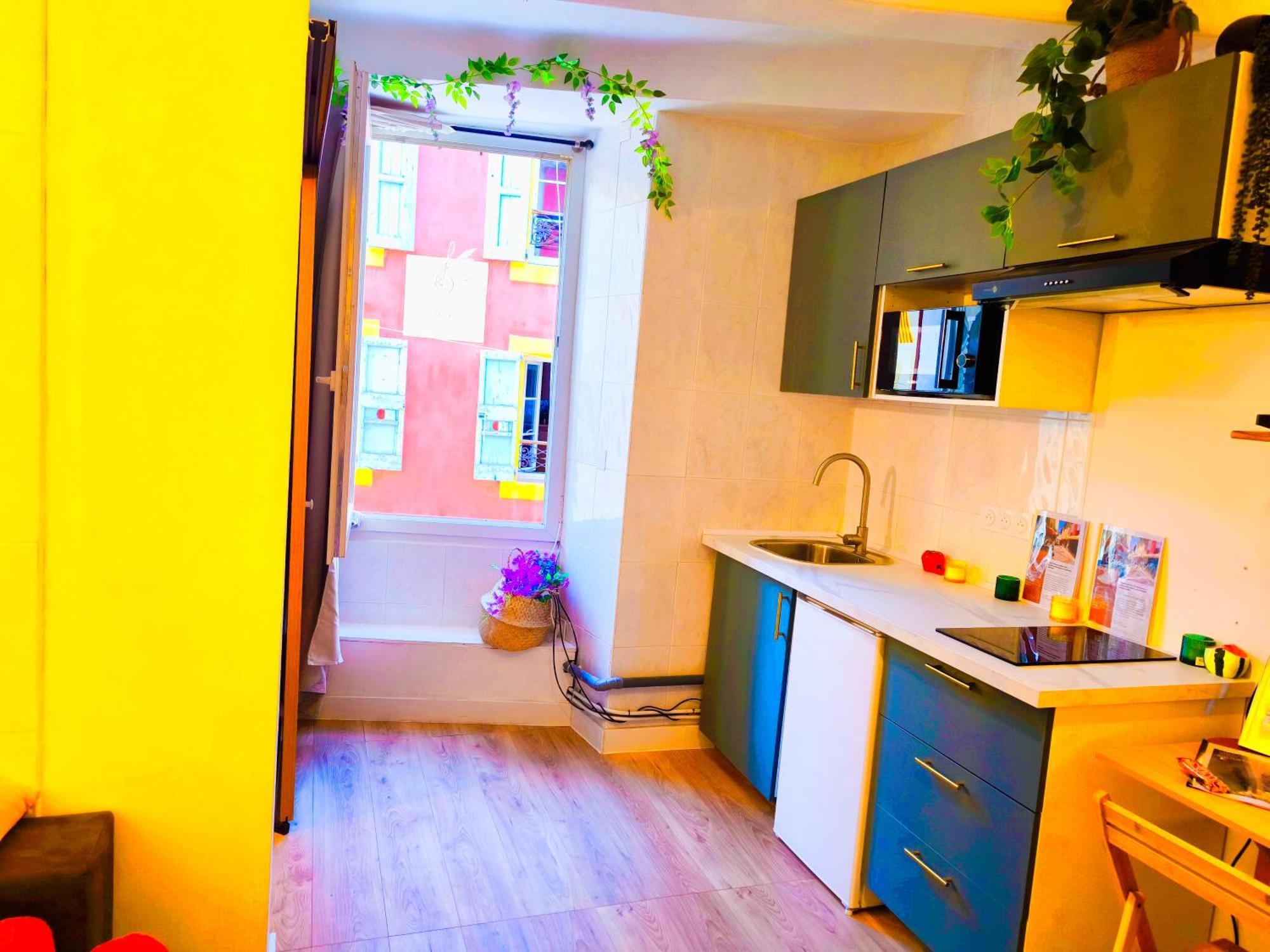 Le King & Suites Etoilees Gréoux-les-Bains Exterior foto